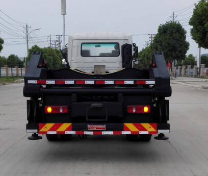 DLQ5160ZBG5型背罐车